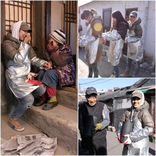 Lee Hyori đi tình nguyện trong ngày đông lạnh giá.